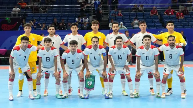 تیم ملی فوتسال که به جام جهانی فوتسال رفته است
