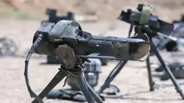 ট্রাইপডের উপর মোতায়েন করা হয়েছিল স্পাইক মিসাইল লঞ্চার 