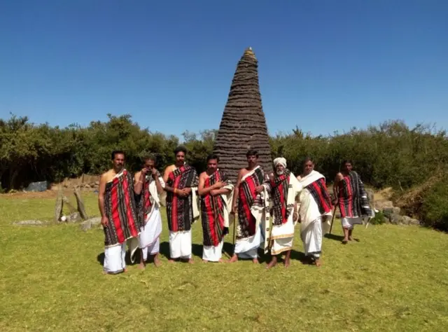  'தோடர்' மொழி, சடங்கு கற்ற பஞ்சாபி