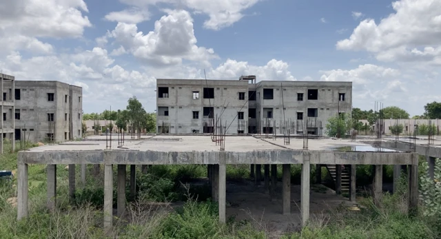 డబుల్ బెడ్ రూమ్ 