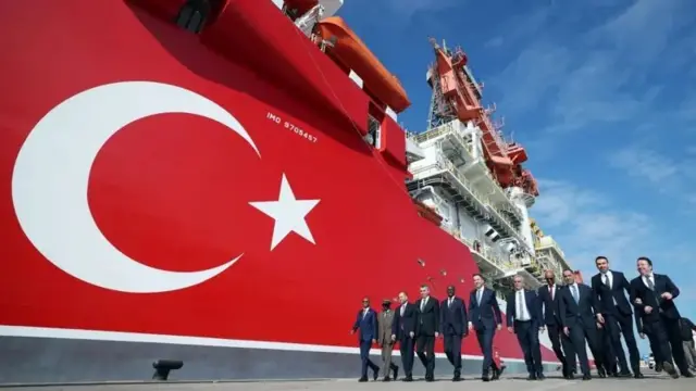 Xaflada sagootinta markabka shidaalka ka qodaya Soomaaliya