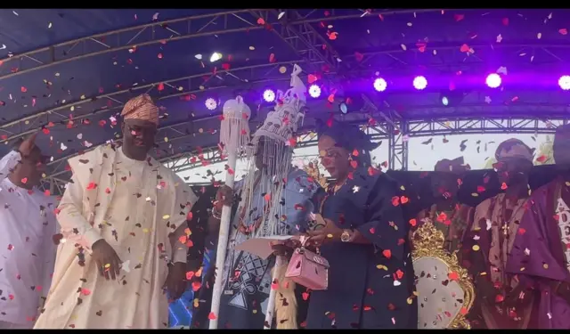 Makinde gbe ọpa aṣẹ fun Asẹyin