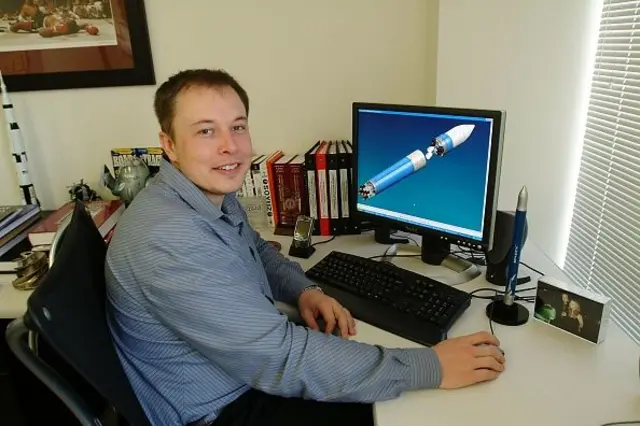 Ілон Маск заснував SpaceX у 2002 році