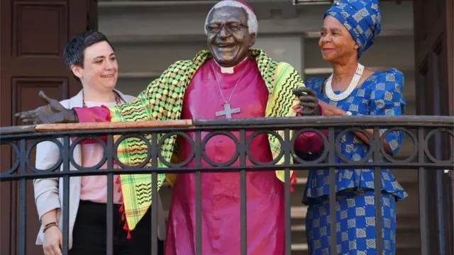 Mutum mutumin Desmond Tutu