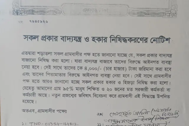 Xotinimni sikishayotgan uchlik Keksa ayol jinsiy aloqa video