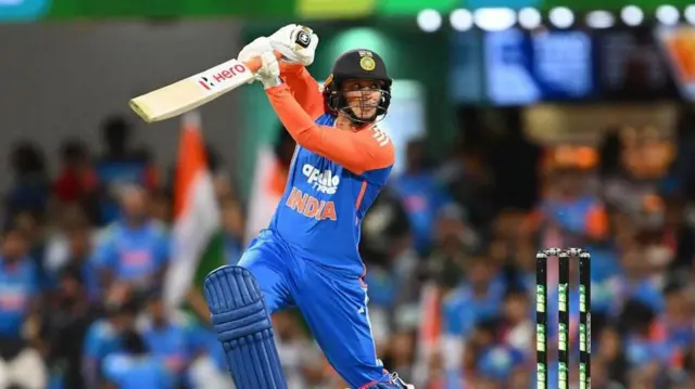 అభిషేక్ శర్మ, పాకిస్తాన్, టీ20, యువరాజ్‌సింగ్