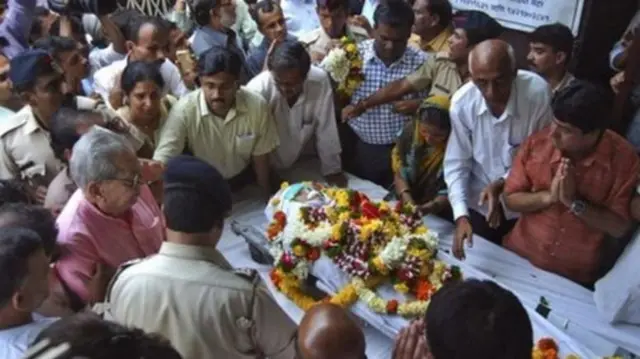 नरेंद्र दाभोलकर