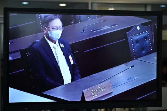 เลขาธิการนายกฯ เป็นตัวแทนฟังคำวินิจฉัยศาลรัฐธรรมนูญ