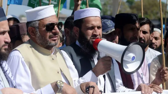 पाकिस्तान में फ़लस्तीन समर्थक रैली 