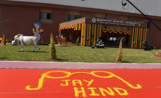 સુમુલ ડેરીના સંચાલકો પર ગેરરીતિના આરોપ