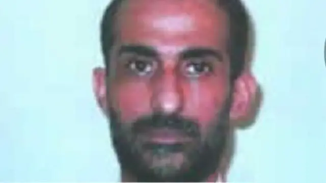 रहमान डकैतनं त्याच्या आईचीदेखील हत्या केली होती