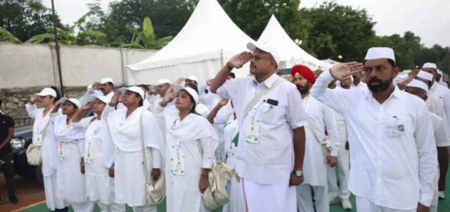 શંકરસિંહ વાઘેલા, પ્રજાશક્તિ ડેમોક્રેટિક પાર્ટી, સ્થાનિક સ્વરાજ્યની ચૂંટણી, શંકરસિંહની રાજકીય કારકિર્દી, જનવિકલ્પ મોરચો, કૉંગ્રેસ, ભાજપ, નરેન્દ્ર મોદી અને શંકરસિંહ વાઘેલાના સંબંધ, અહમદ પટેલ. બીબીસી ગુજરાતી, બીબીસી ન્યૂઝ ગુજરાતી