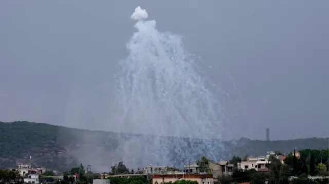 গত ১৫ই অক্টোবর আইতা আল শাব গ্রামেও সাদা ফসফরাস হামলা হয়