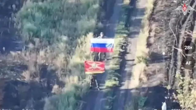 Tropas rusas en el pueblo de Zaporizke