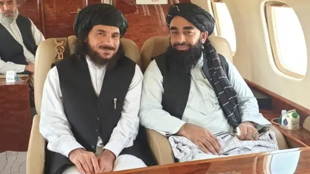 اسدالله هارون ګل او ذبیح الله مجاهد