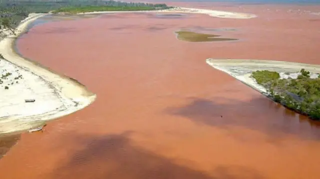 తానా నది