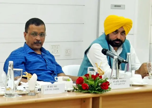 ਅਰਵਿੰਦ ਕੇਜਰੀਵਾਲ, ਭਗਵੰਤ ਮਾਨ 