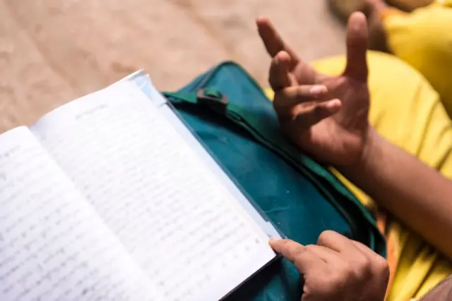 மும்மொழிக் கல்வியை கட்டாயமாக்கும் சிபிஎஸ்இ அறிவிப்பை அண்ணாமலை எதிர்ப்பது ஏன்?