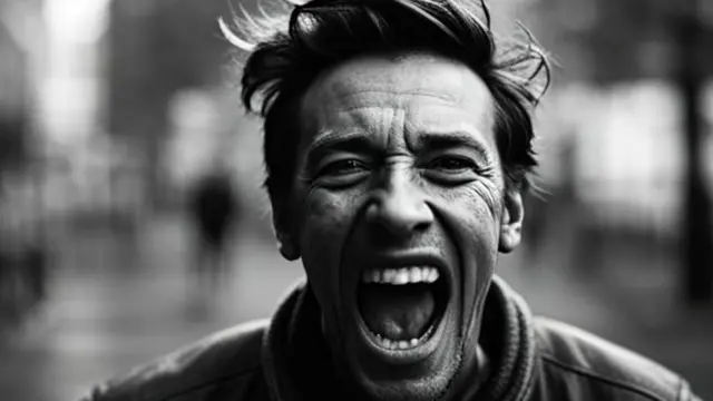 ብሰብ-ሰርሖ-ብልሒ ዝተዳለወ ስእሊ