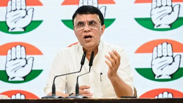 કૉંગ્રેસ નેતા પવન ખેડા