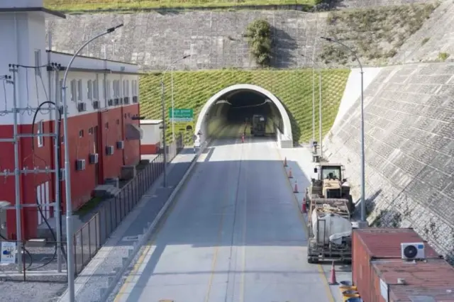 नागढुङ्गा सुरुङमार्ग