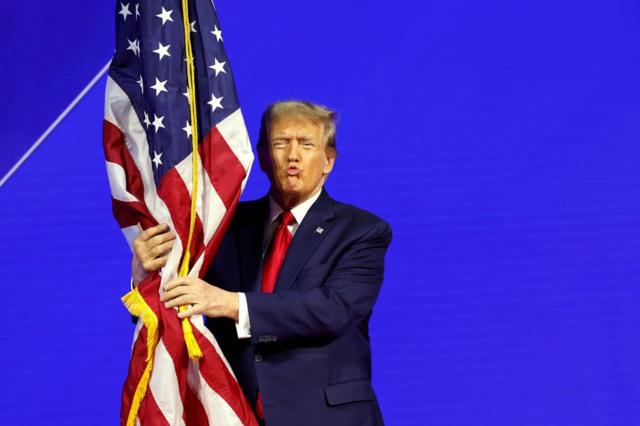 трамп