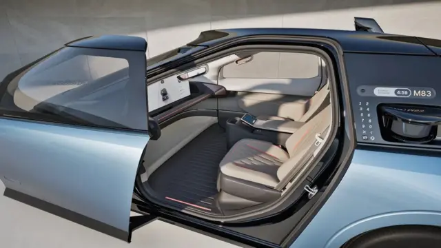 درهای تاکسی خودران ورن به صورت کشویی باز می‌شود