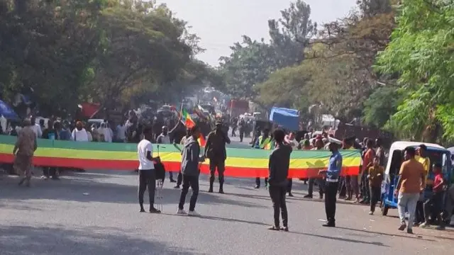 ሰላማዊ ሰልፊ ከተማ ኣላማጣ