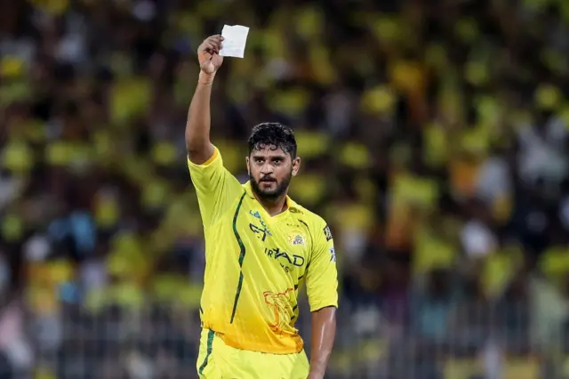 கடந்த போட்டியில் எல்எஸ்ஜி அணிக்கெதிராக 13 பந்துகளில் அரைசதம் அடித்தார் உர்வில் பட்டேல்