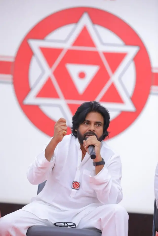 జనసేన పార్టీ అధ్యక్షులు పవన్ కల్యాణ్