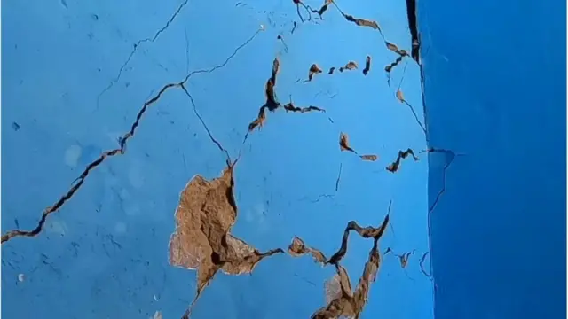 সুনাইনা সাকলানি আর তার বোনের শোওয়ার ঘর