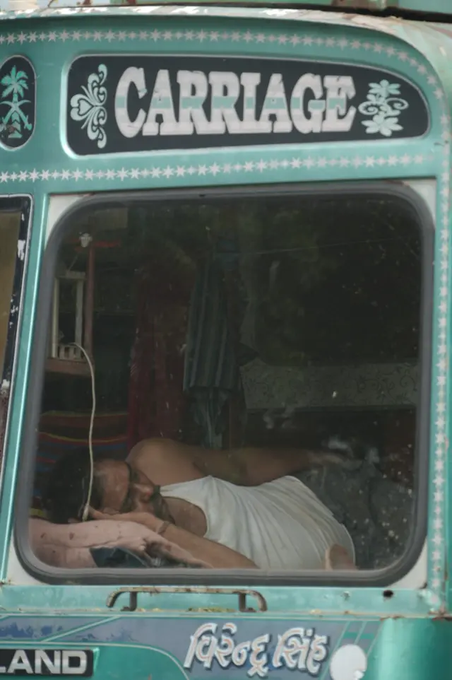 વેપાર, ભાવનગર, અલંગ, હૂતી વિદ્રોહી, લાલ સાગર, ગુજરાત અર્થતંત્ર, બીબીસી ગુજરાતી
