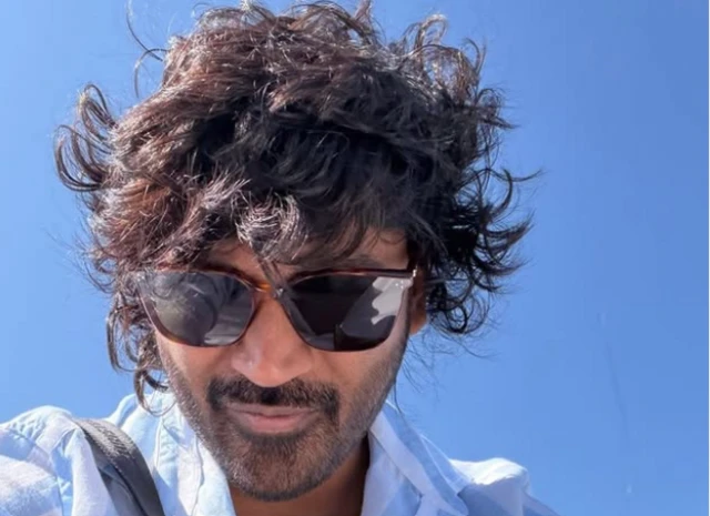 தனுஷ் 