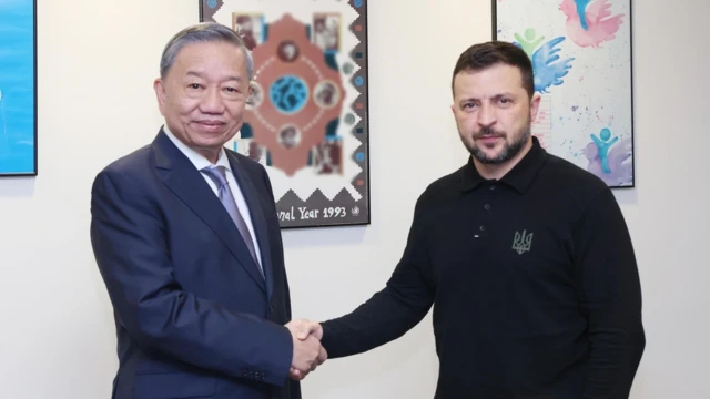 Tổng Bí thư, Chủ tịch nước Tô Lâm gặp Tổng thống Ukraine Volodymyr Zelensky bên lề kỳ họp Đại hội đồng Liên Hiệp Quốc hôm 24/9