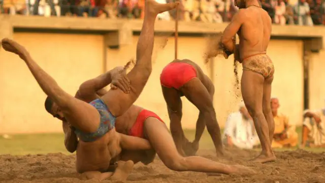 ਰਿਵਾਇਤੀ ਖੇਡ ਦੀ ਸੰਕੇਤਕ ਤਸਵੀਰ