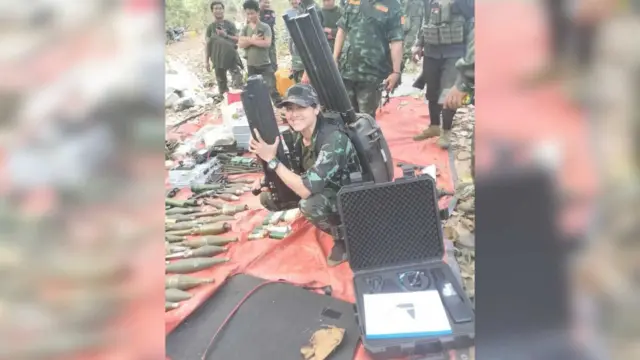 စစ်ကောင်စီတပ်ဖွဲ့ဝင်တွေရဲ့ Jammer ကို Force for Federal Democracy - FFD ဒရုန်းတပ်က သိမ်းဆည်းရမိခဲ့စဉ်