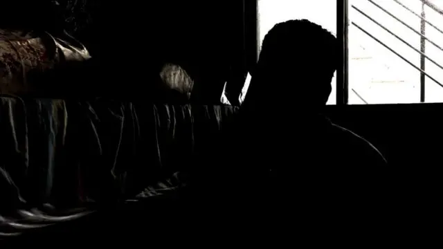  या आदेशानंतर नोकरी गमवावी लागलेले सलमान (नाव बदललं आहे) 