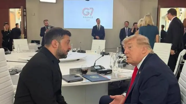Зеленський і Трамп під час зустрічі на G7