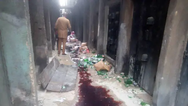 Ọdụ ahịa ebe a na-arụ ma na-ere ihe adịgboroja