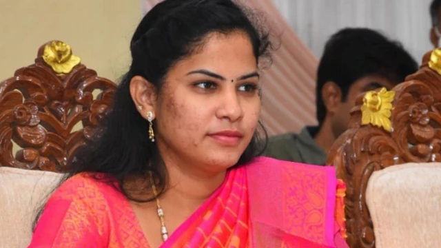 சென்னை மேயர் அலுவலக தபேதார் பணியிட மாற்றம் 