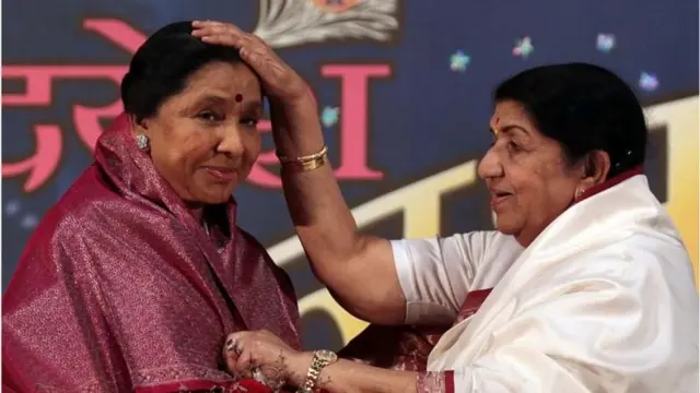 आशा भोसले