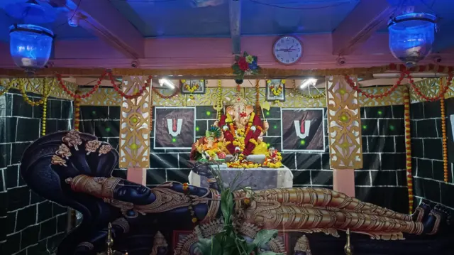 समाजातील एकोपा टिकून राहण्यास यातून मदत होत आहे. 