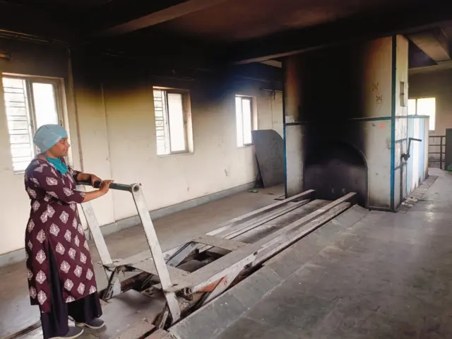 মিজ দাস জানিয়েছেন তার সফরটা সহজ ছিল না