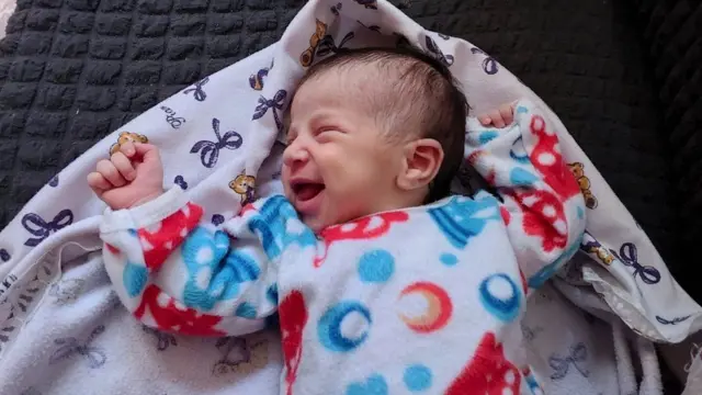 الطفلة تالية ابنة جمانة