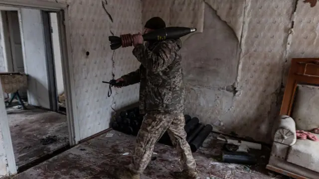 Військовий ЗСУ під Купʼянськом 