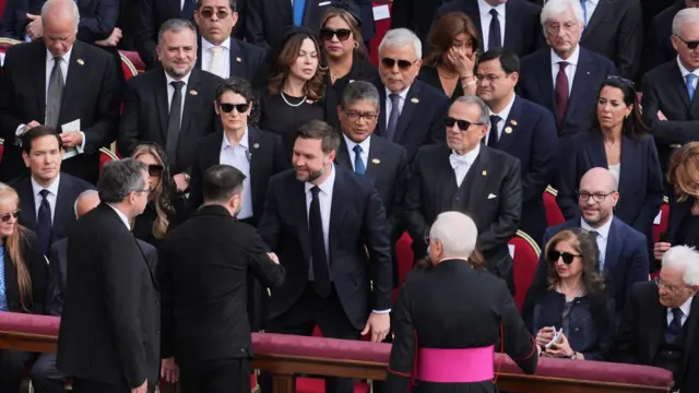 Вэнс менен Зеленский