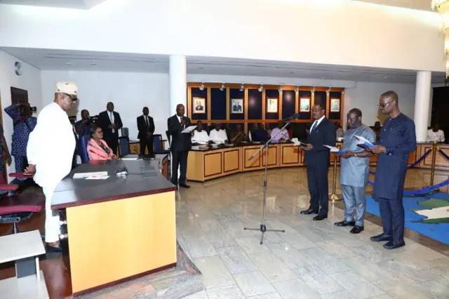 Rivers State news: Nyesom Wike goment wan sue Chibuike Rotimi Amaechi, Tonye Cole for assets sale