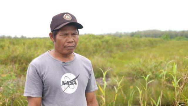 Sarianto pemilik lahan di Desa Mantangai Hulu, Kapuas, yang masuk program ekstensifikasi food estate.