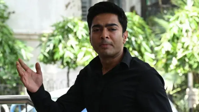 ఈడీ దాడులు