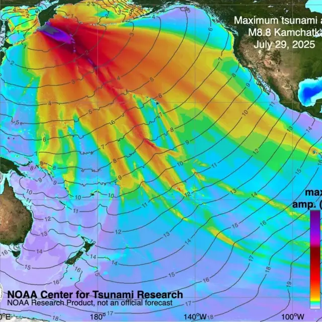 Gráfico que muestra en naranja y rojo la expansión del tsunami en el mar